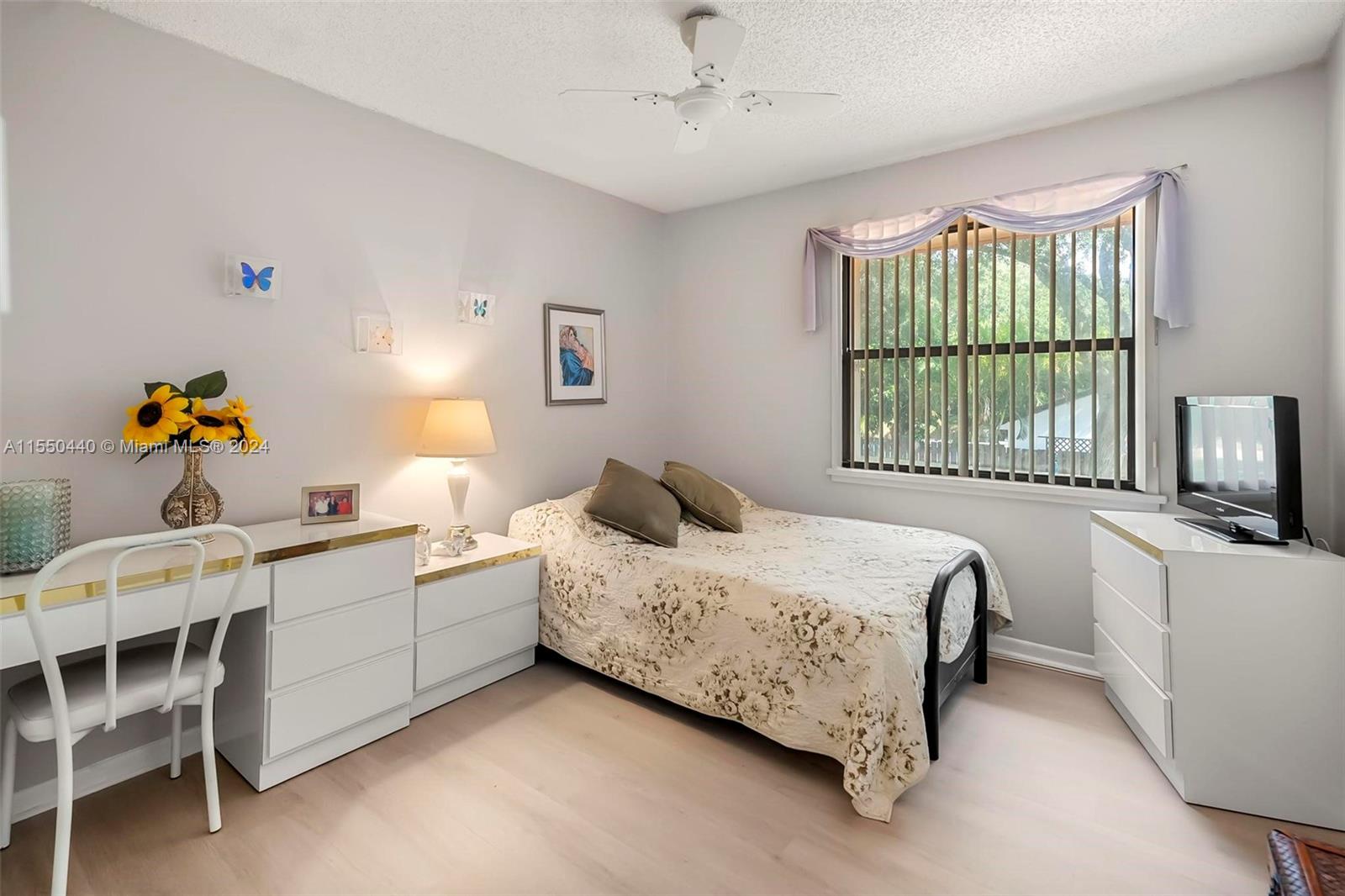 2880 Evergreen Way, Cooper City, FL, 33026 United States, 3 Bedrooms Bedrooms, ,2 BathroomsBathrooms,Residential,For Sale,Evergreen Way,A11550440