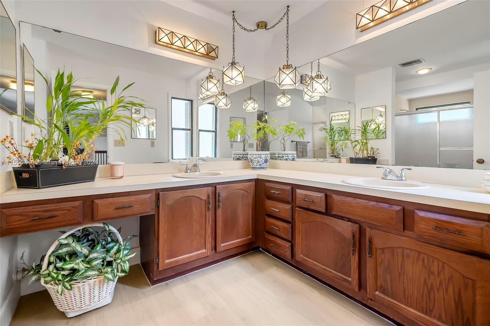 2880 Evergreen Way, Cooper City, FL, 33026 United States, 3 Bedrooms Bedrooms, ,2 BathroomsBathrooms,Residential,For Sale,Evergreen Way,A11550440