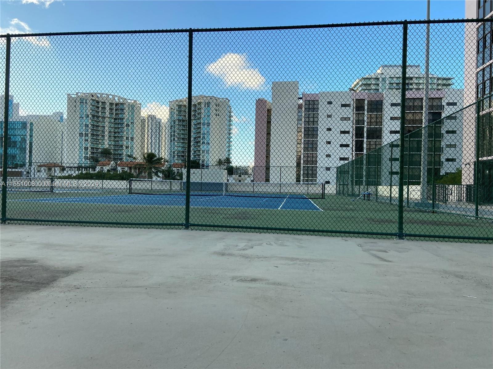 17021 Bay Rd, Sunny Isles Beach, FL, 33160 United States, 2 Bedrooms Bedrooms, ,1 BathroomBathrooms,Residential,For Sale,Bay Rd,A11551008