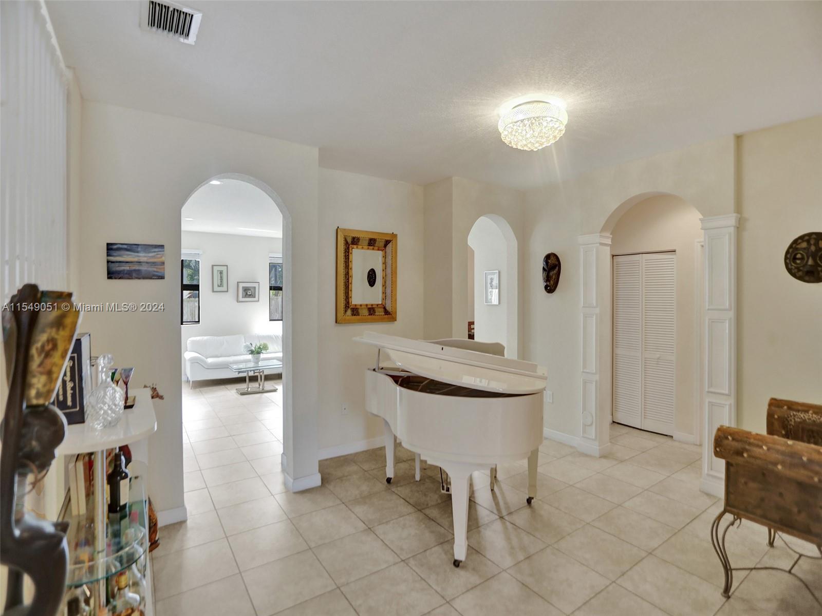 11504 233rd Ln, Homestead, FL, 33032 United States, 5 Bedrooms Bedrooms, ,3 BathroomsBathrooms,Residential,For Sale,233rd Ln,A11549051