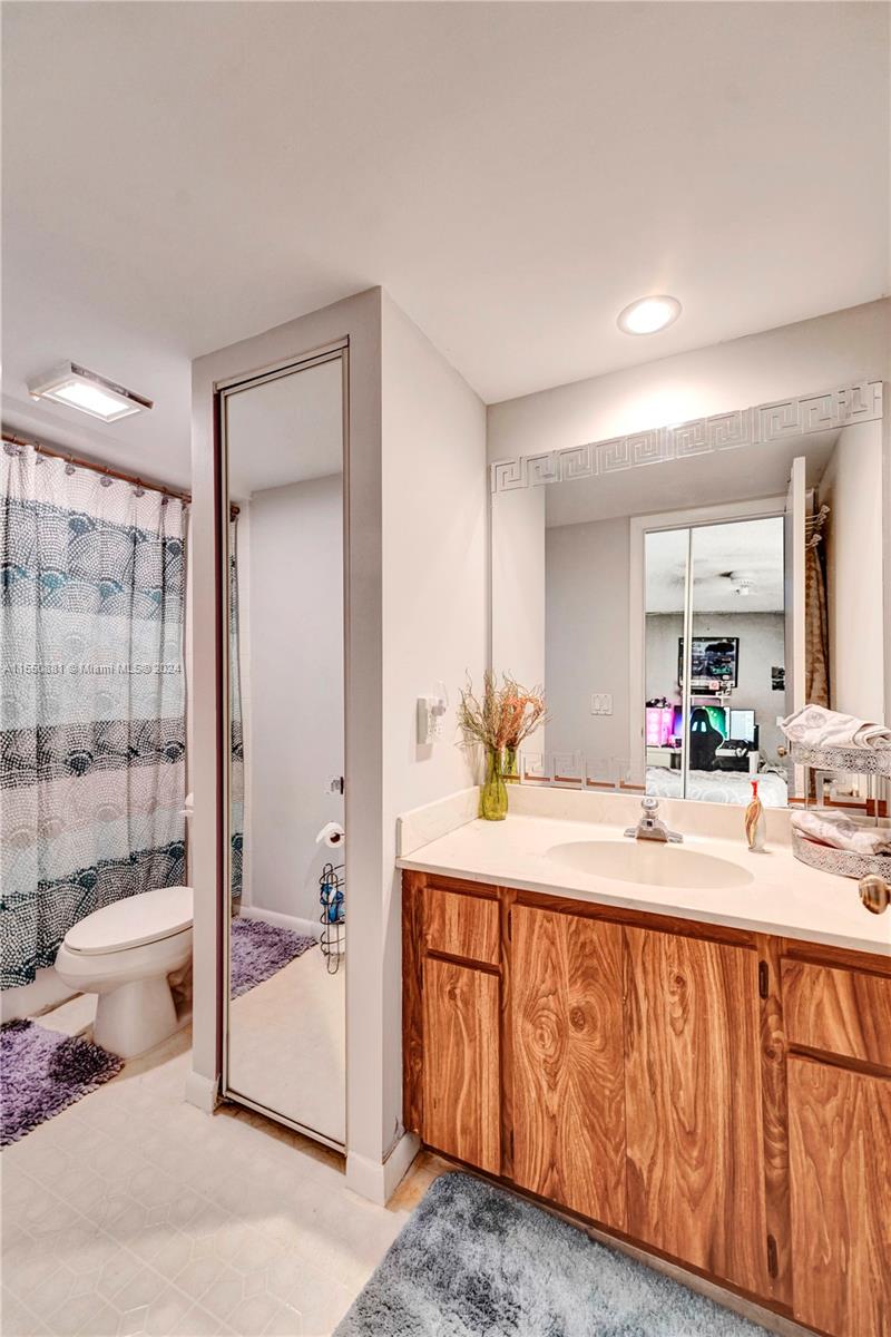 9119 19th Ct, Davie, FL, 33324 United States, 2 Bedrooms Bedrooms, ,2 BathroomsBathrooms,Residential,For Sale,19th Ct,A11550881
