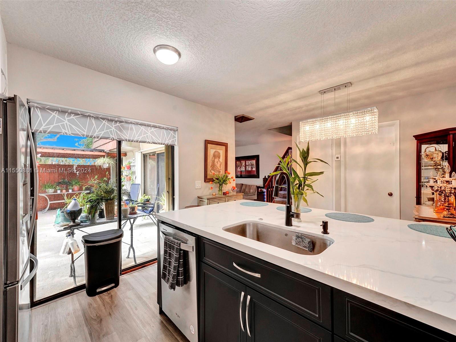 9119 19th Ct, Davie, FL, 33324 United States, 2 Bedrooms Bedrooms, ,2 BathroomsBathrooms,Residential,For Sale,19th Ct,A11550881