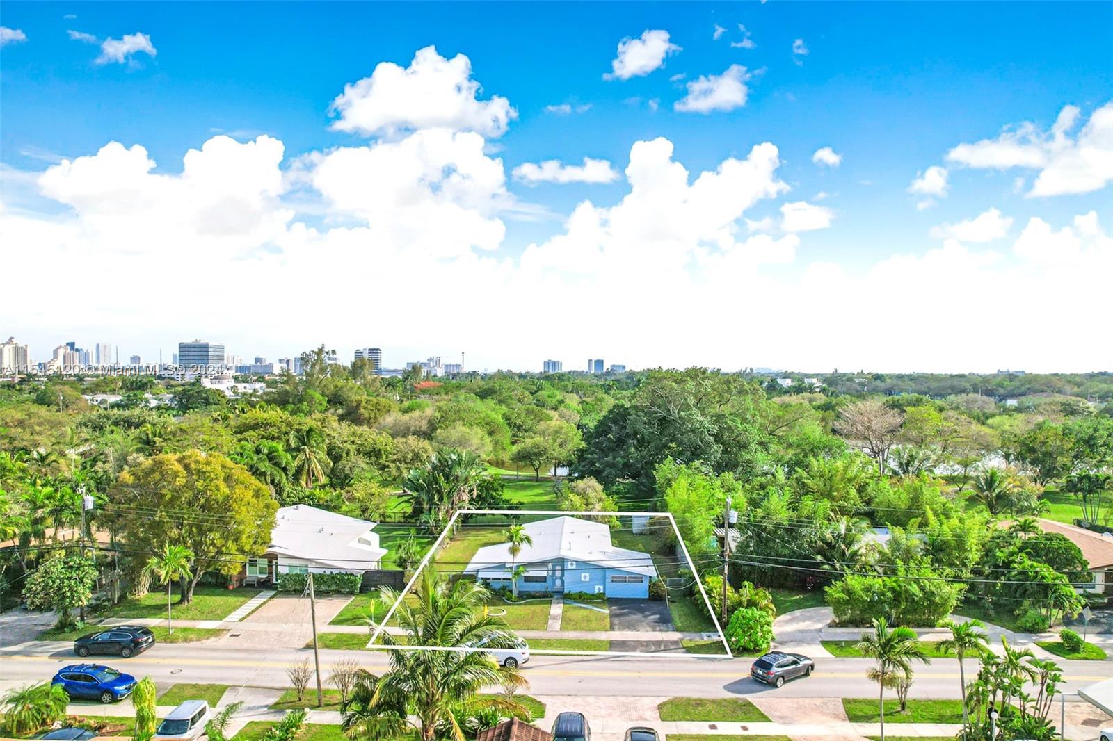 2450 209th Ter, Miami, FL, 33180 United States, 3 Bedrooms Bedrooms, ,2 BathroomsBathrooms,Residential,For Sale,209th Ter,A11545120