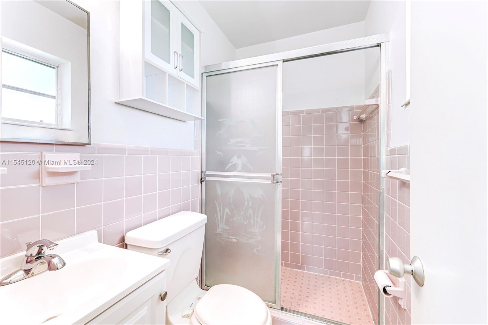 2450 209th Ter, Miami, FL, 33180 United States, 3 Bedrooms Bedrooms, ,2 BathroomsBathrooms,Residential,For Sale,209th Ter,A11545120