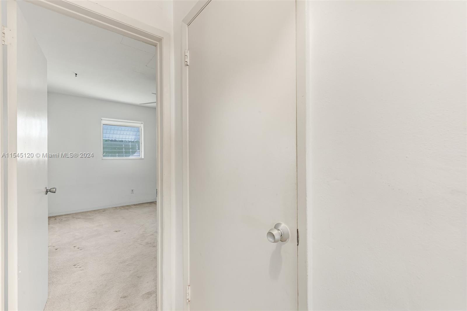 2450 209th Ter, Miami, FL, 33180 United States, 3 Bedrooms Bedrooms, ,2 BathroomsBathrooms,Residential,For Sale,209th Ter,A11545120