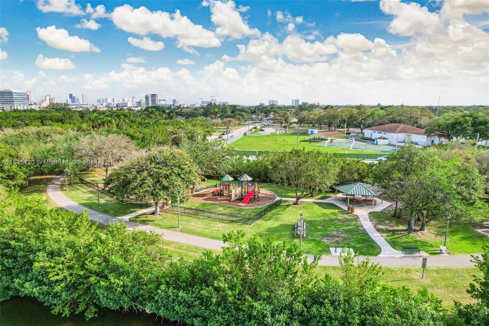 2450 209th Ter, Miami, FL, 33180 United States, 3 Bedrooms Bedrooms, ,2 BathroomsBathrooms,Residential,For Sale,209th Ter,A11545120