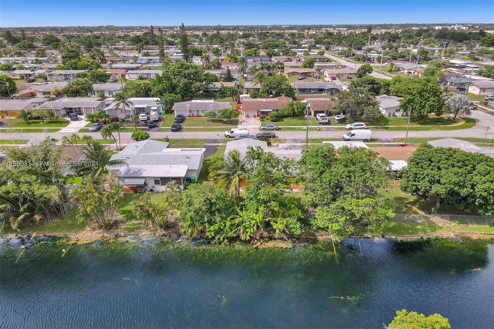 8520 24th Pl, Sunrise, FL, 33322 United States, 3 Bedrooms Bedrooms, ,2 BathroomsBathrooms,Residential,For Sale,24th Pl,A11550814