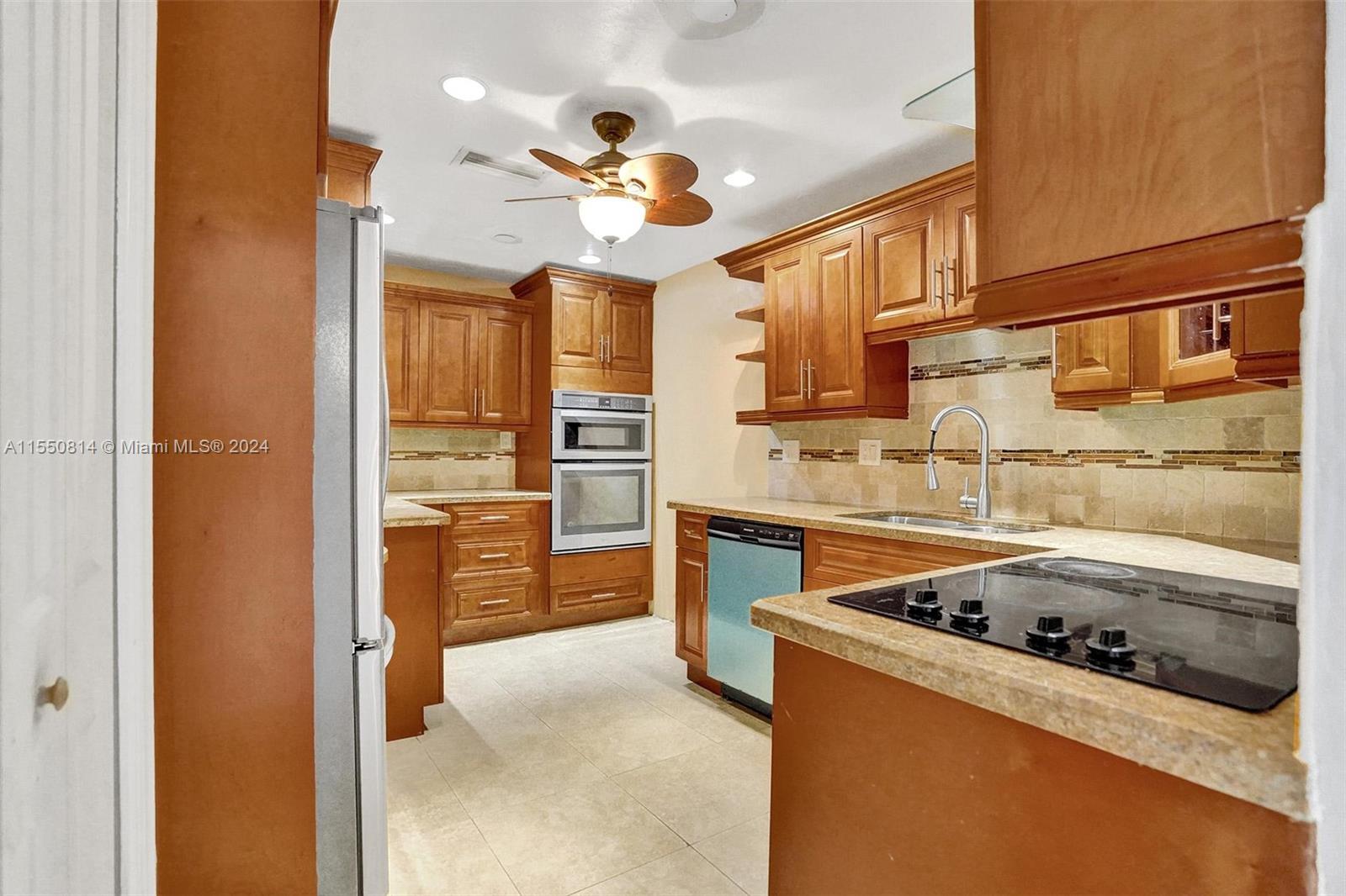 8520 24th Pl, Sunrise, FL, 33322 United States, 3 Bedrooms Bedrooms, ,2 BathroomsBathrooms,Residential,For Sale,24th Pl,A11550814