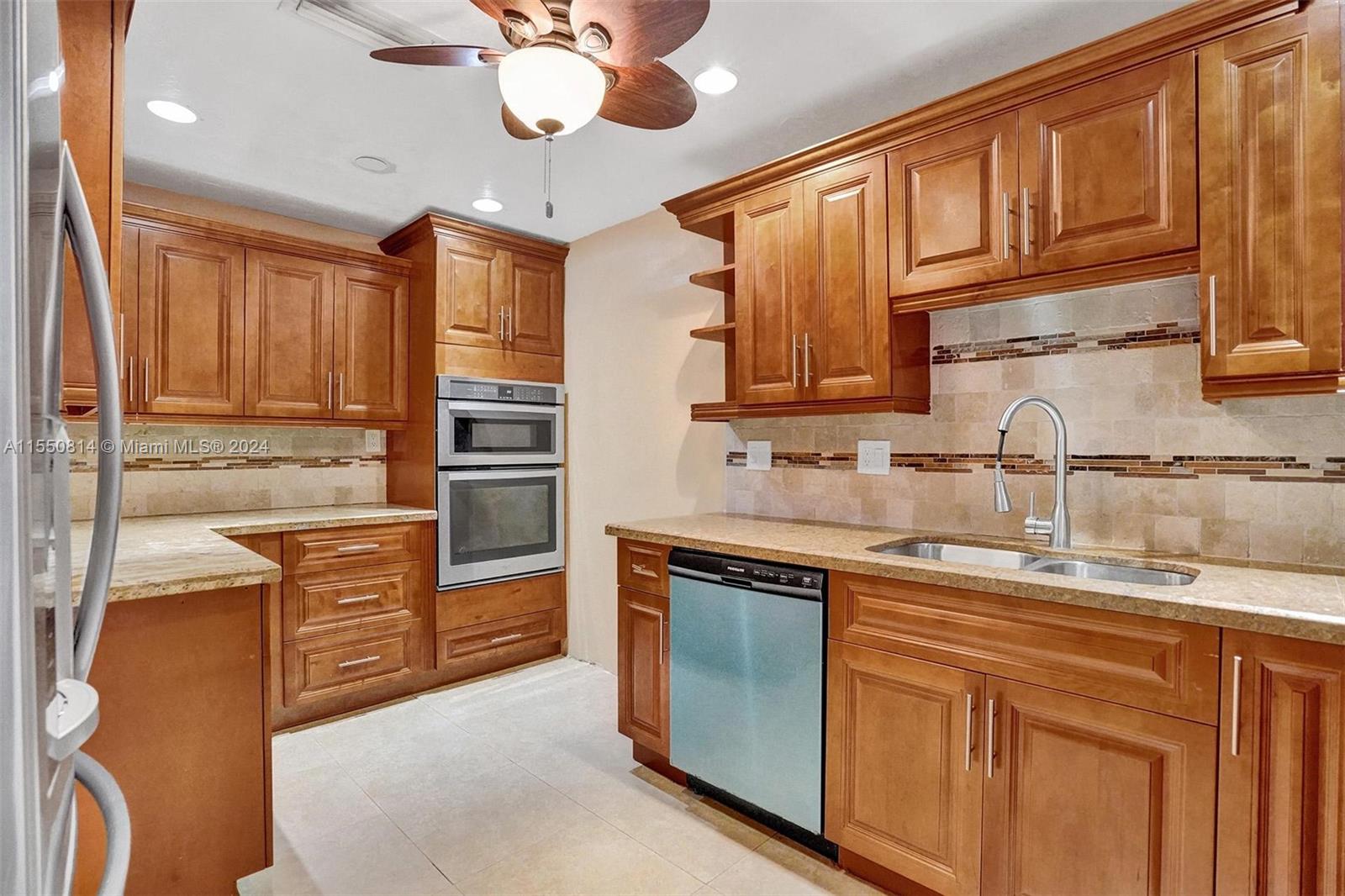 8520 24th Pl, Sunrise, FL, 33322 United States, 3 Bedrooms Bedrooms, ,2 BathroomsBathrooms,Residential,For Sale,24th Pl,A11550814