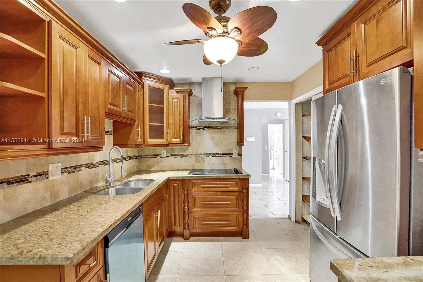 8520 24th Pl, Sunrise, FL, 33322 United States, 3 Bedrooms Bedrooms, ,2 BathroomsBathrooms,Residential,For Sale,24th Pl,A11550814