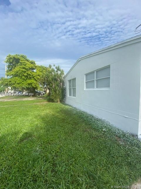 West Park, FL, 33023 United States, 3 Bedrooms Bedrooms, ,1 BathroomBathrooms,Residential,For Sale,A11551035