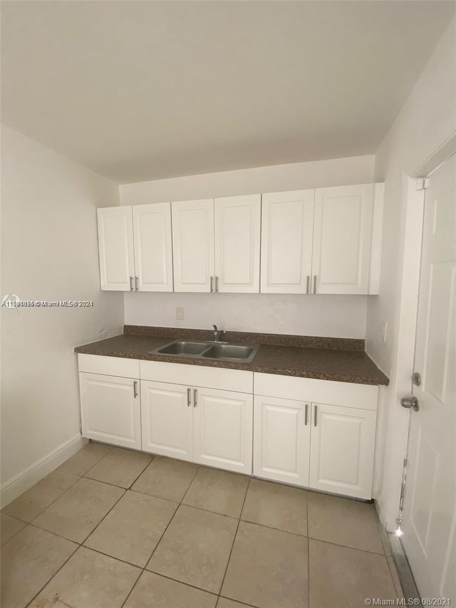 West Park, FL, 33023 United States, 3 Bedrooms Bedrooms, ,1 BathroomBathrooms,Residential,For Sale,A11551035