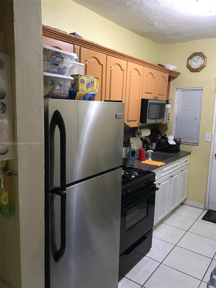 1334 6th St, Miami, FL, 33135 United States, 2 Bedrooms Bedrooms, ,1 BathroomBathrooms,Residential,For Sale,6th St,A11550376