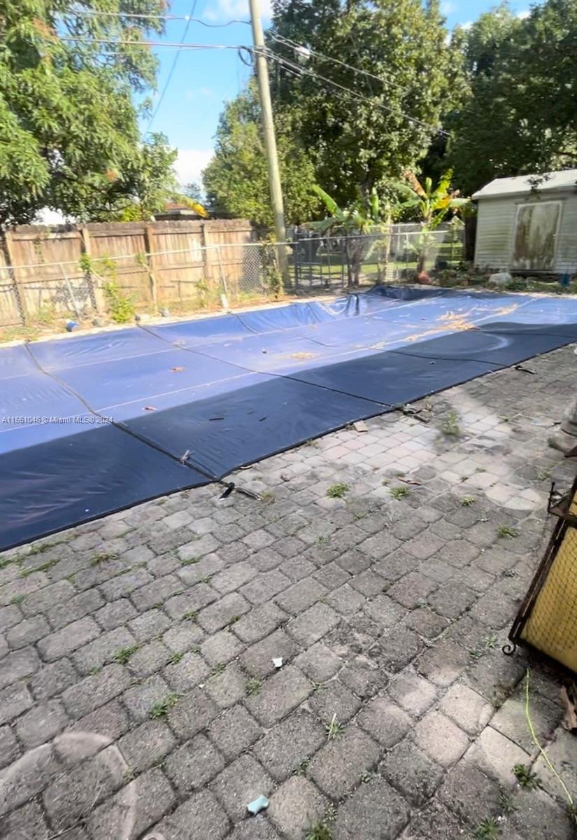 7035 10th Ave, Hialeah, FL, 33014 United States, 4 Bedrooms Bedrooms, ,3 BathroomsBathrooms,Residential,For Sale,10th Ave,A11551046