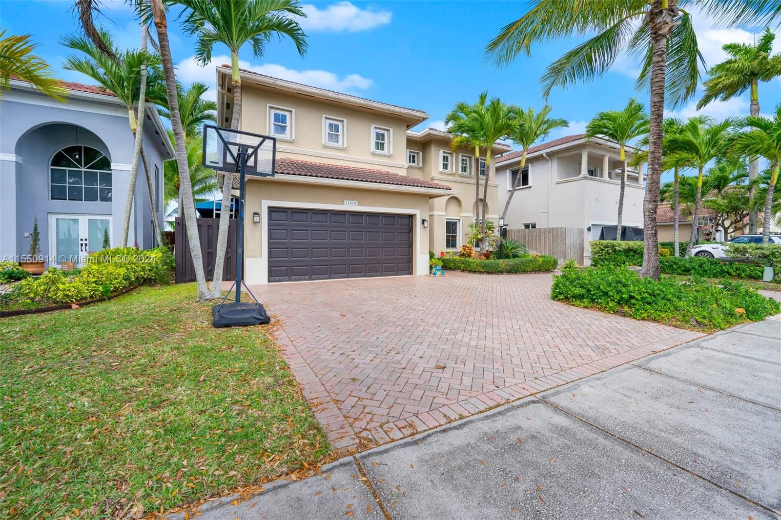13810 132nd Ave, Miami, FL, 33186 United States, 3 Bedrooms Bedrooms, ,3 BathroomsBathrooms,Residential,For Sale,132nd Ave,A11550914