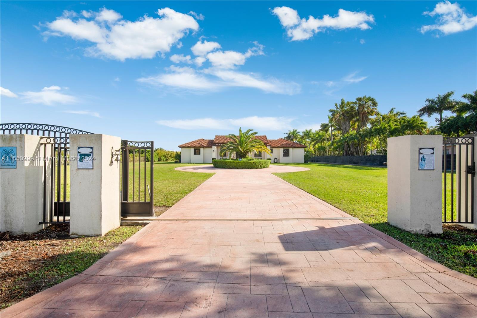 16850 SW 164th St, Miami, Florida 33187, 3 Bedrooms Bedrooms, ,3 BathroomsBathrooms,Residential,For Sale,16850 SW 164th St,A11550999