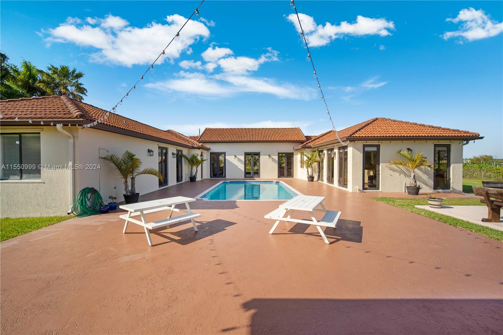 16850 SW 164th St, Miami, Florida 33187, 3 Bedrooms Bedrooms, ,3 BathroomsBathrooms,Residential,For Sale,16850 SW 164th St,A11550999