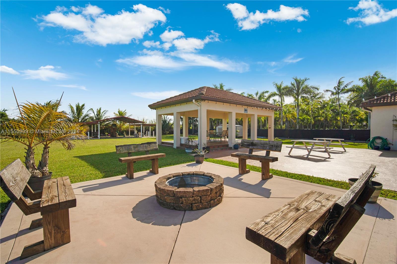 16850 SW 164th St, Miami, Florida 33187, 3 Bedrooms Bedrooms, ,3 BathroomsBathrooms,Residential,For Sale,16850 SW 164th St,A11550999