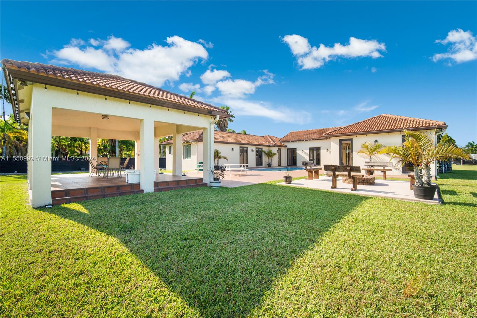 16850 SW 164th St, Miami, Florida 33187, 3 Bedrooms Bedrooms, ,3 BathroomsBathrooms,Residential,For Sale,16850 SW 164th St,A11550999