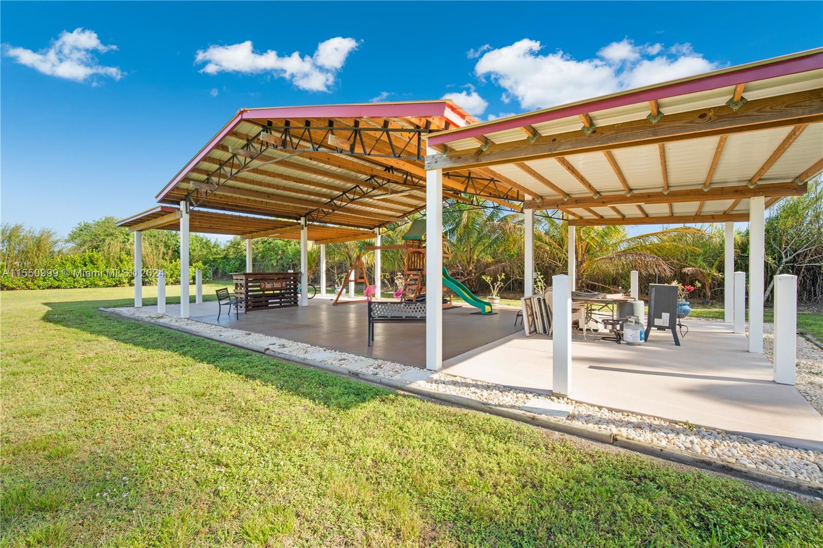 16850 SW 164th St, Miami, Florida 33187, 3 Bedrooms Bedrooms, ,3 BathroomsBathrooms,Residential,For Sale,16850 SW 164th St,A11550999