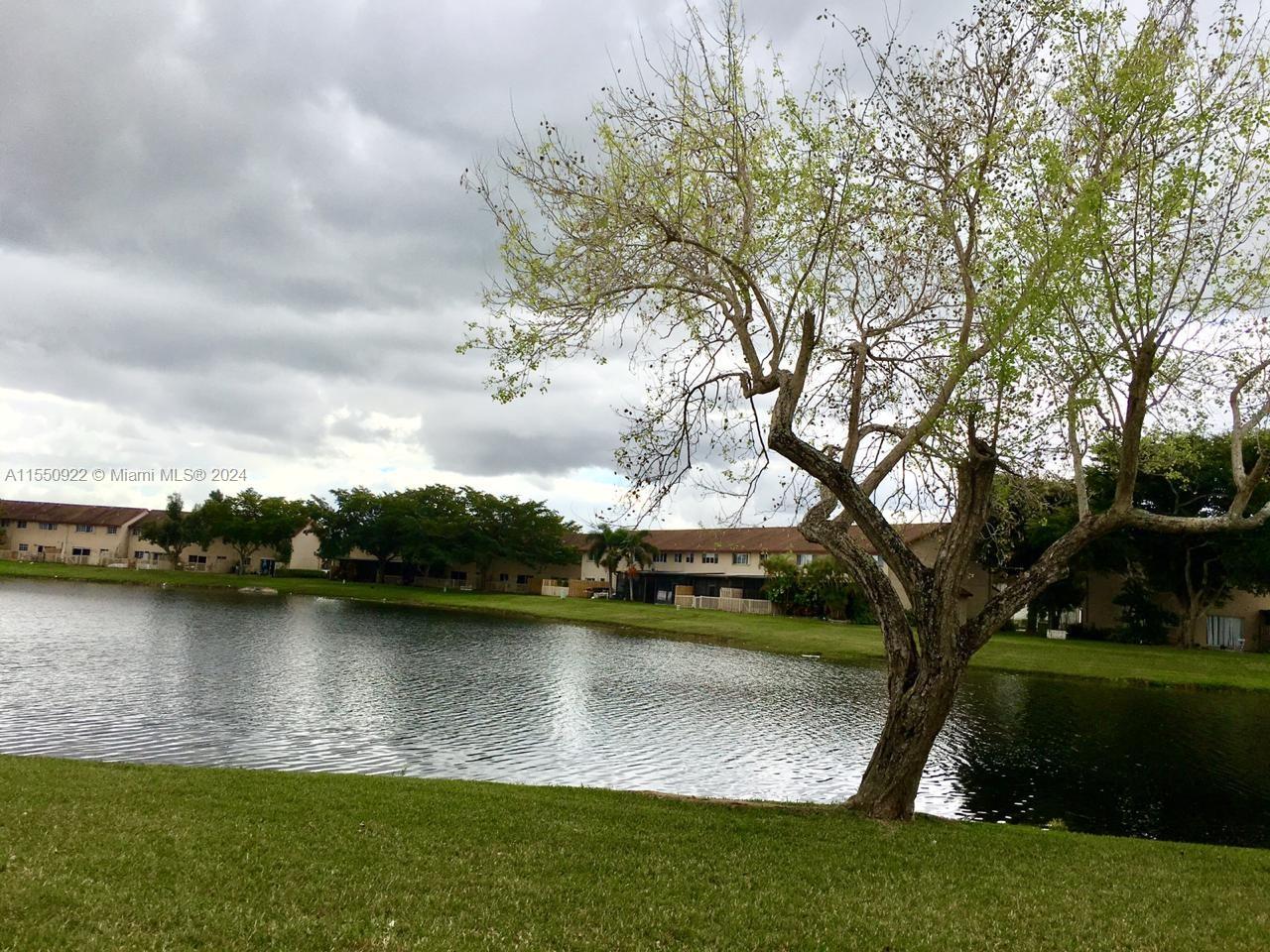 9926 Nob Hill Ct, Sunrise, FL, 33351 United States, 2 Bedrooms Bedrooms, ,2 BathroomsBathrooms,Residential,For Sale,Nob Hill Ct,A11550922