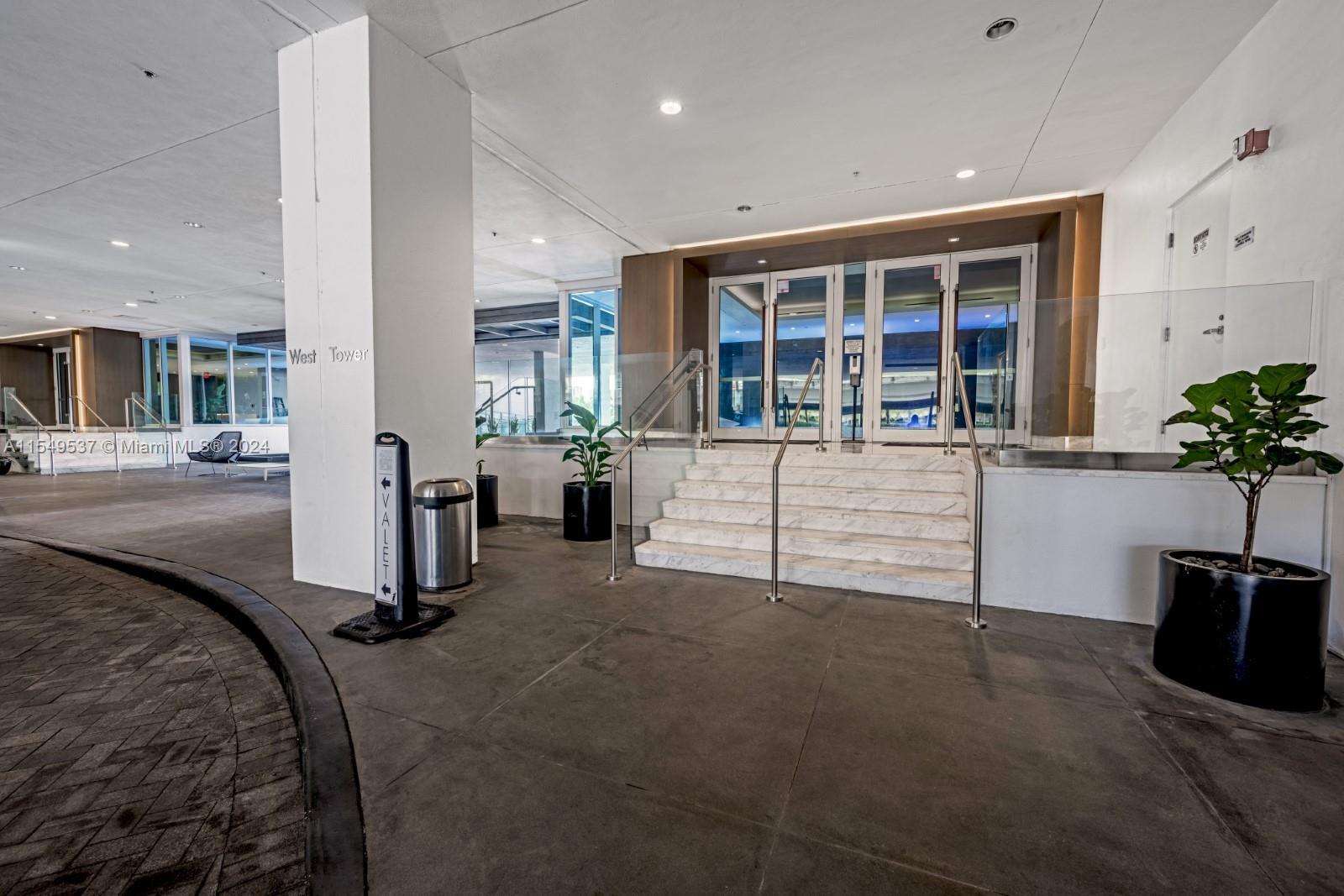400 Sunny Isles Blvd 705, Sunny Isles Beach, Florida 33160, 3 Bedrooms Bedrooms, ,2 BathroomsBathrooms,Residentiallease,For Rent,400 Sunny Isles Blvd 705,A11549537