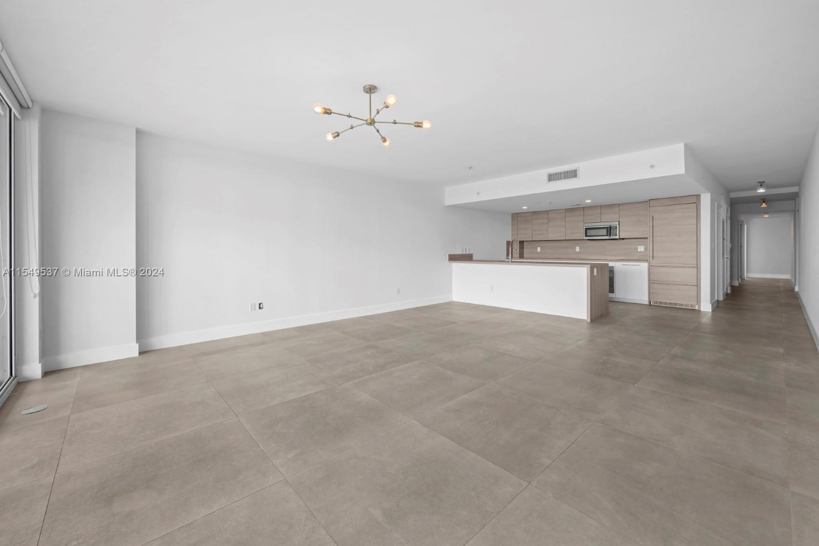 400 Sunny Isles Blvd 705, Sunny Isles Beach, Florida 33160, 3 Bedrooms Bedrooms, ,2 BathroomsBathrooms,Residentiallease,For Rent,400 Sunny Isles Blvd 705,A11549537