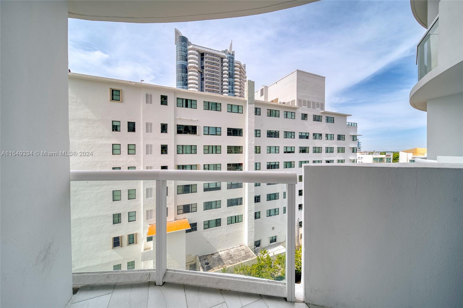 6365 Collins Ave, Miami Beach, FL, 33141 United States, 1 Bedroom Bedrooms, ,1 BathroomBathrooms,Residential,For Sale,Collins Ave,A11549334