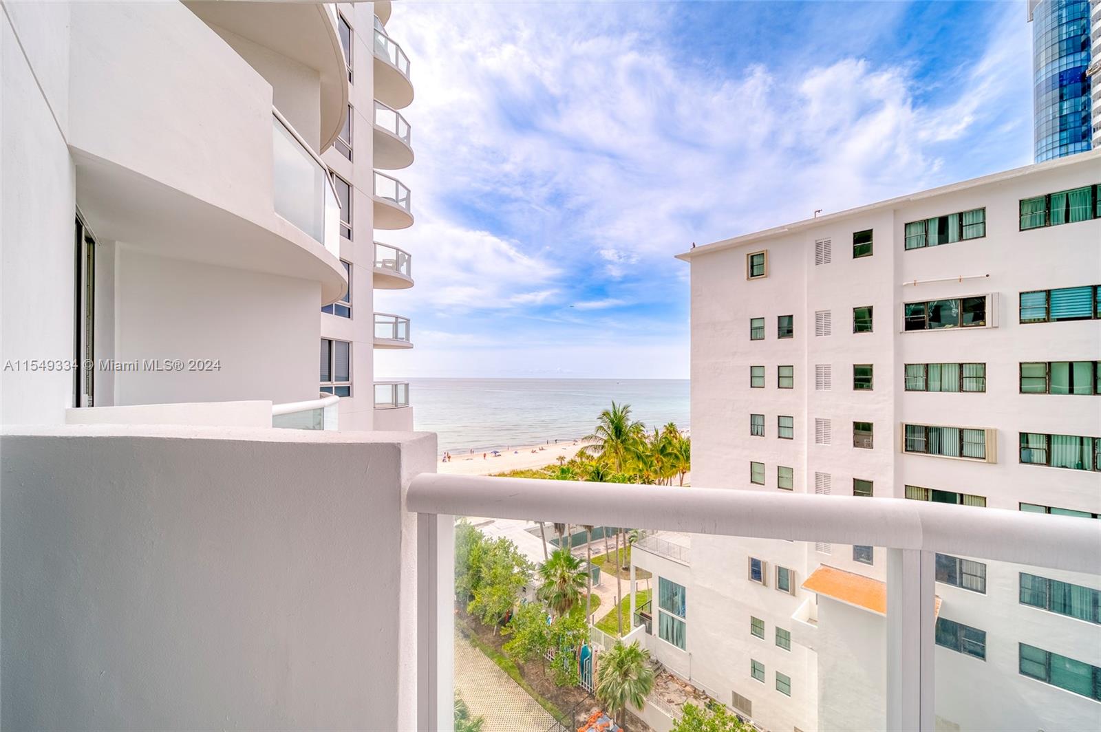 6365 Collins Ave, Miami Beach, FL, 33141 United States, 1 Bedroom Bedrooms, ,1 BathroomBathrooms,Residential,For Sale,Collins Ave,A11549334