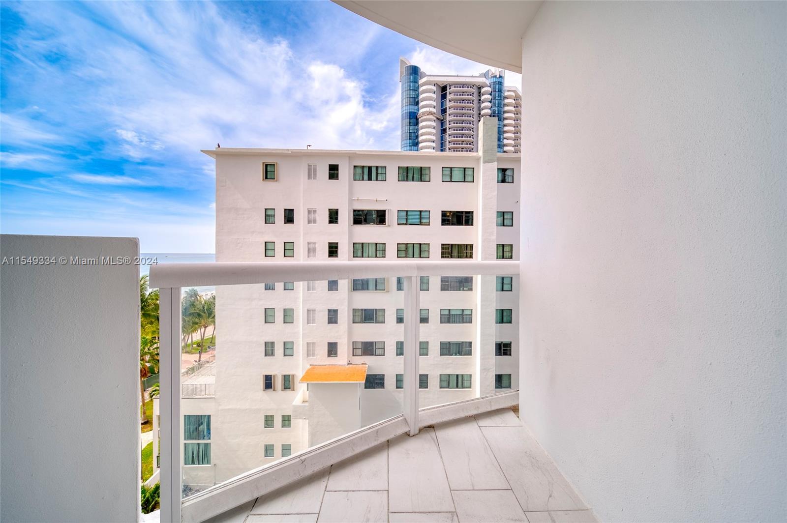 6365 Collins Ave, Miami Beach, FL, 33141 United States, 1 Bedroom Bedrooms, ,1 BathroomBathrooms,Residential,For Sale,Collins Ave,A11549334