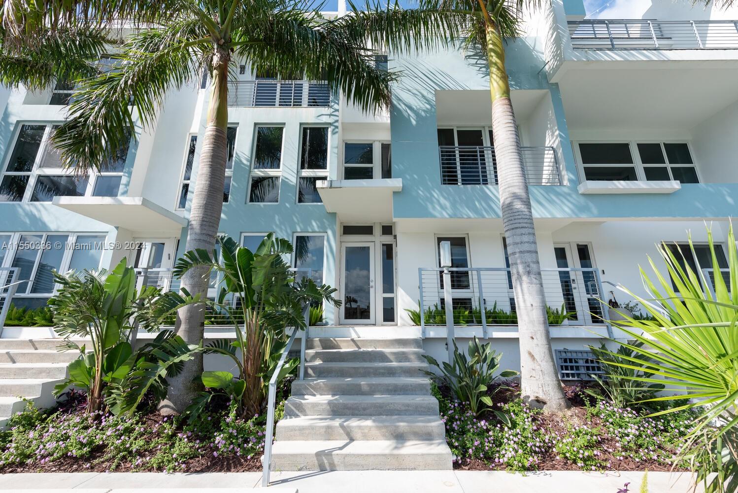 47 SHORE DR, Miami Beach, FL, 33141 United States, 4 Bedrooms Bedrooms, ,4 BathroomsBathrooms,Residential,For Sale,SHORE DR,A11550336
