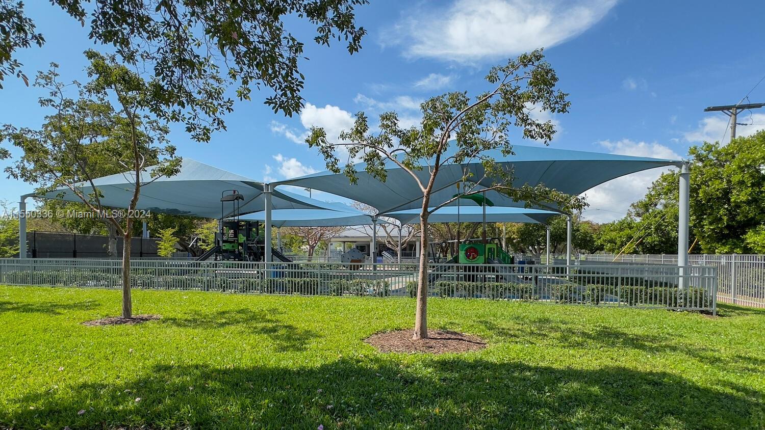 47 SHORE DR, Miami Beach, FL, 33141 United States, 4 Bedrooms Bedrooms, ,4 BathroomsBathrooms,Residential,For Sale,SHORE DR,A11550336