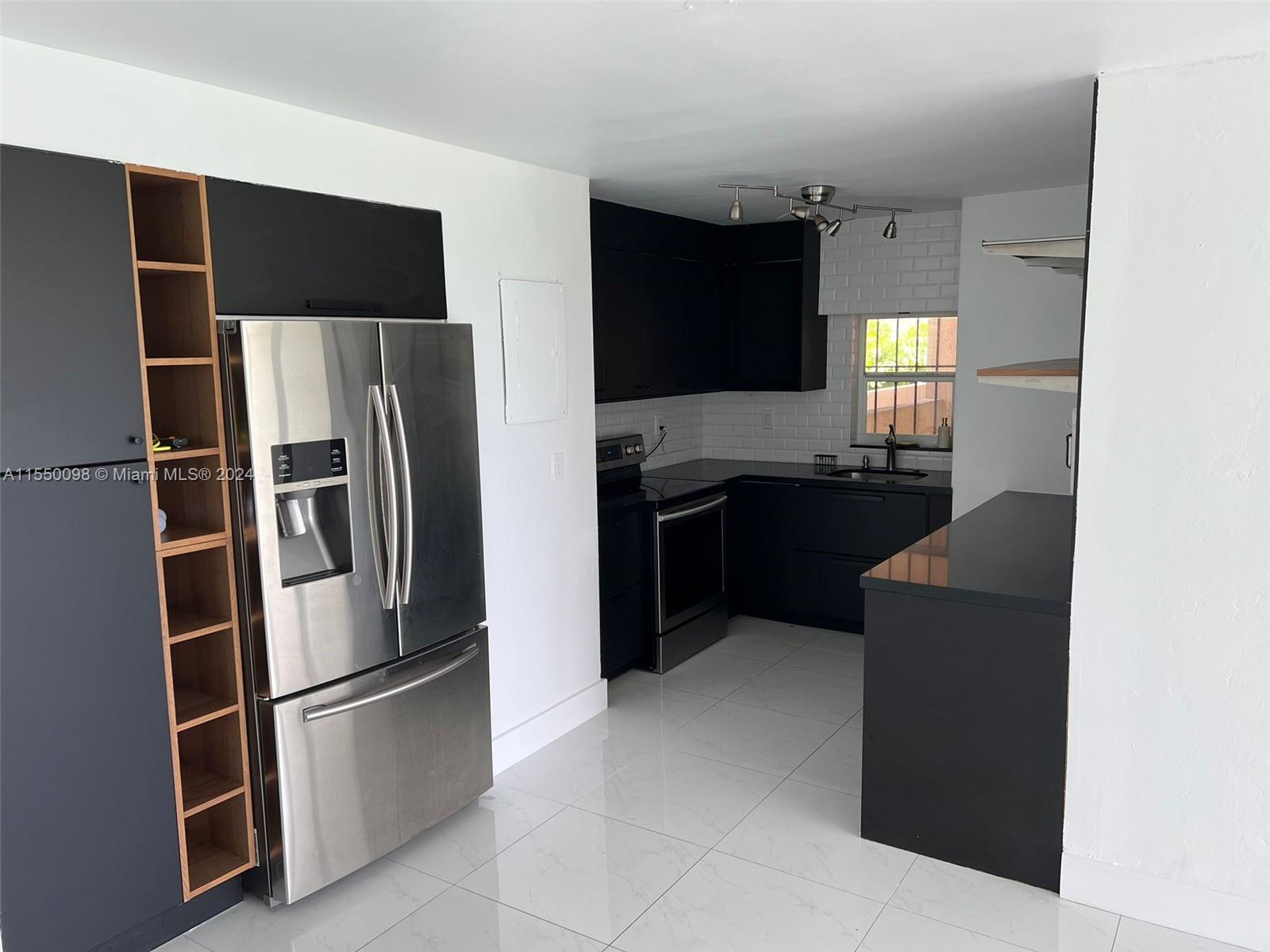 870 87th Ave, Miami, FL, 33172 United States, 3 Bedrooms Bedrooms, ,2 BathroomsBathrooms,Residential,For Sale,87th Ave,A11550098