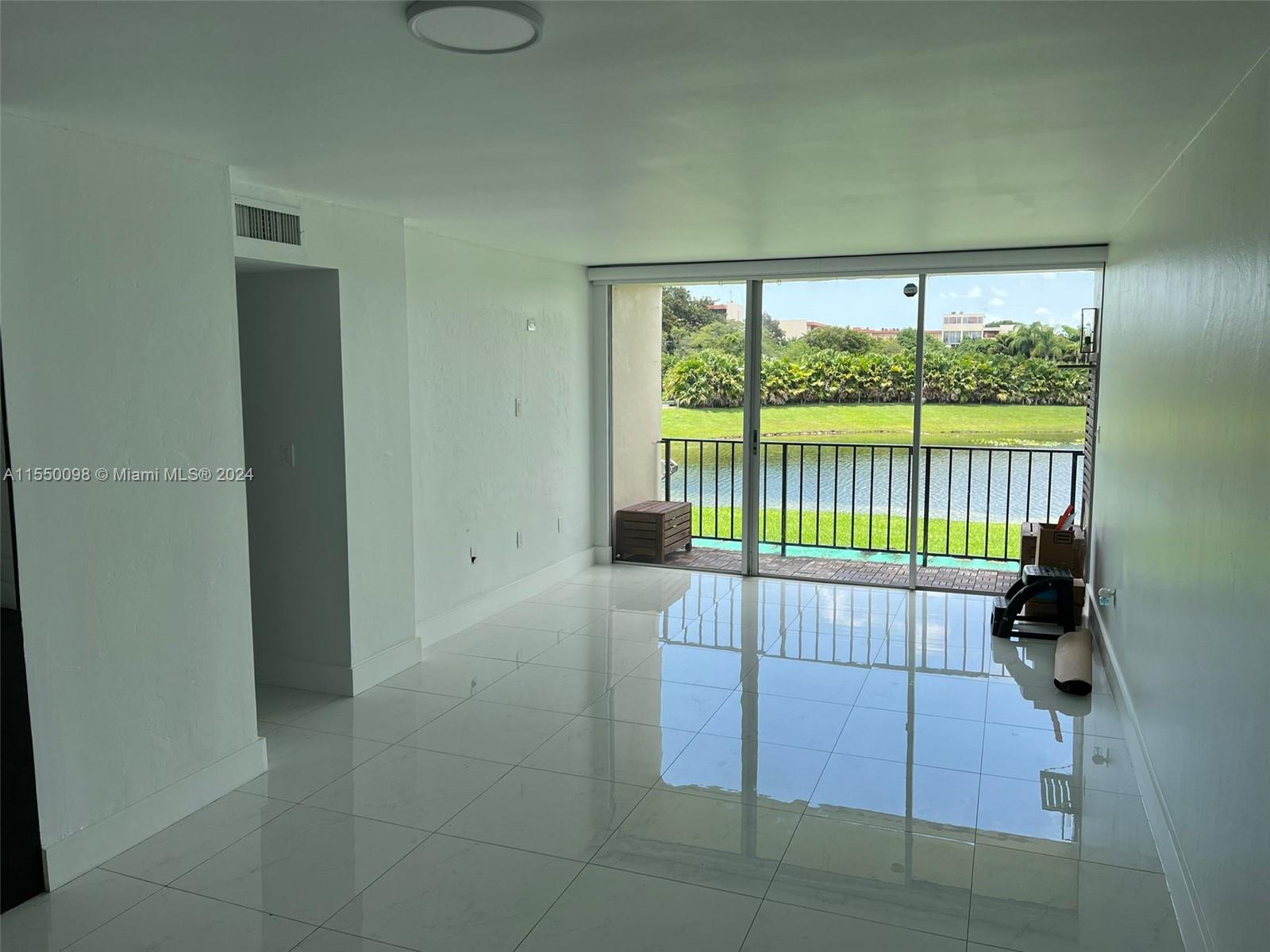 870 NW 87th Ave 202, Miami, Florida 33172, 3 Bedrooms Bedrooms, ,2 BathroomsBathrooms,Residential,For Sale,870 NW 87th Ave 202,A11550098