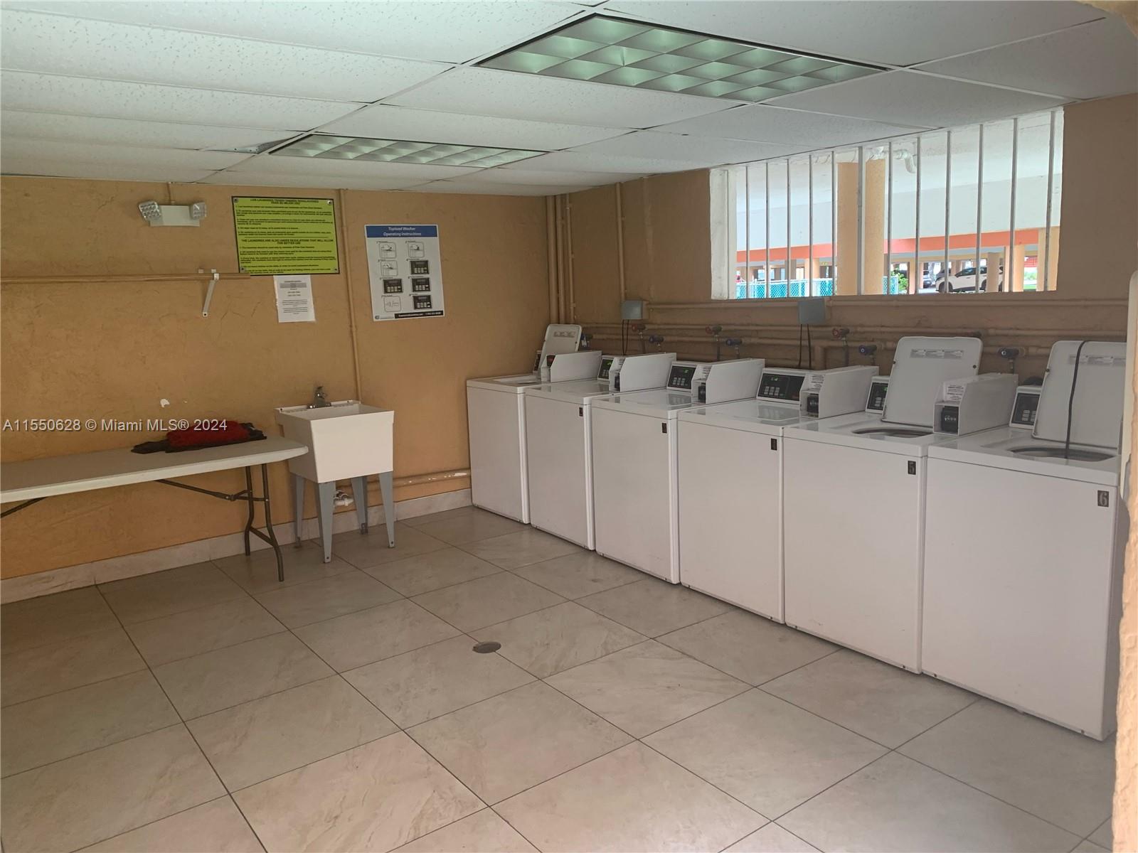 1910 56th St, Hialeah, FL, 33012 United States, 3 Bedrooms Bedrooms, ,2 BathroomsBathrooms,Residential,For Sale,56th St,A11550628