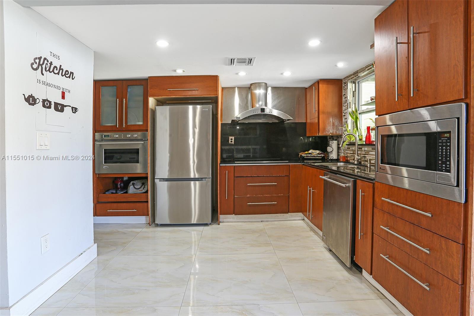 1611 124th Pl Concourse, Miami, FL, 33175 United States, 3 Bedrooms Bedrooms, ,3 BathroomsBathrooms,Residential,For Sale,124th Pl Concourse,A11551015