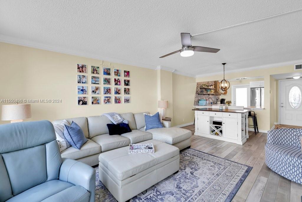 303 Riverside Dr, Pompano Beach, FL, 33062 United States, 1 Bedroom Bedrooms, ,1 BathroomBathrooms,Residential,For Sale,Riverside Dr,A11550498