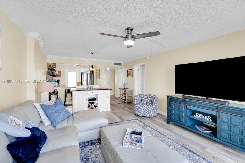 303 Riverside Dr, Pompano Beach, FL, 33062 United States, 1 Bedroom Bedrooms, ,1 BathroomBathrooms,Residential,For Sale,Riverside Dr,A11550498