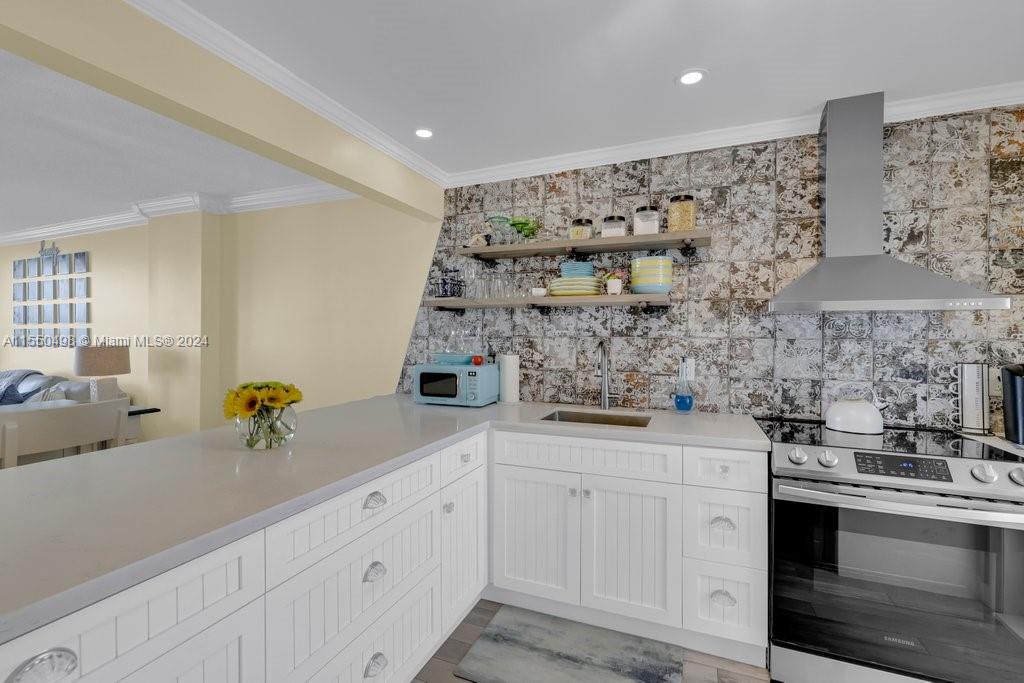 303 Riverside Dr, Pompano Beach, FL, 33062 United States, 1 Bedroom Bedrooms, ,1 BathroomBathrooms,Residential,For Sale,Riverside Dr,A11550498