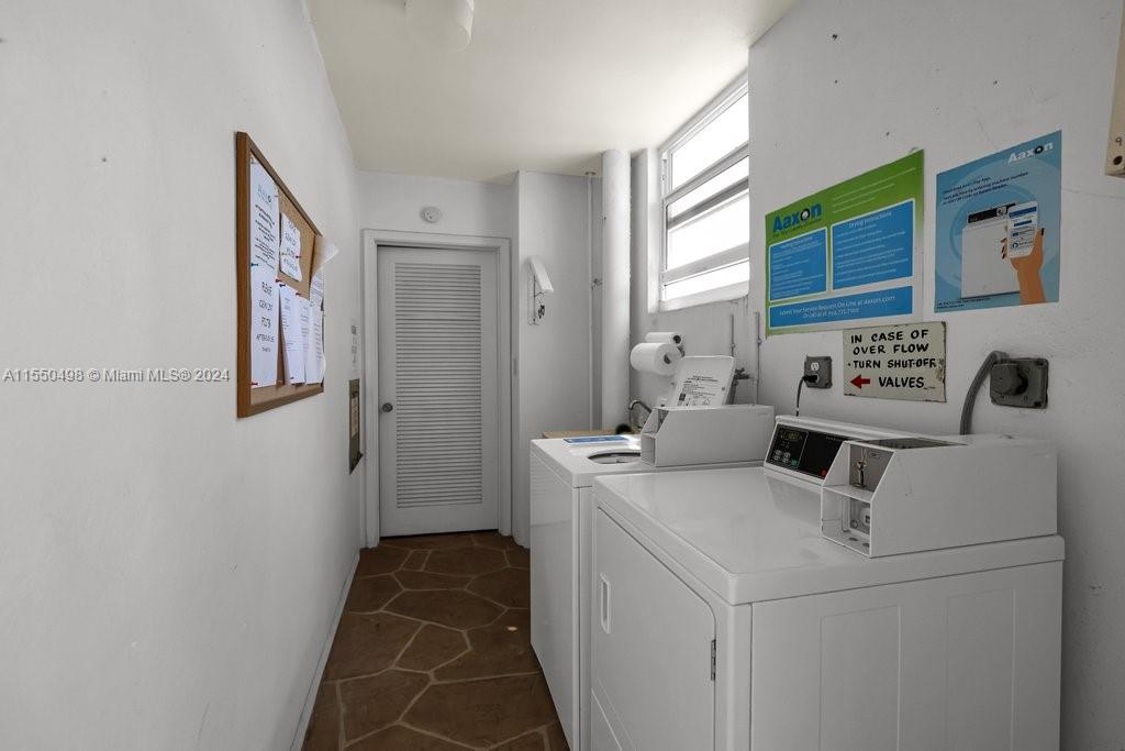 303 Riverside Dr, Pompano Beach, FL, 33062 United States, 1 Bedroom Bedrooms, ,1 BathroomBathrooms,Residential,For Sale,Riverside Dr,A11550498