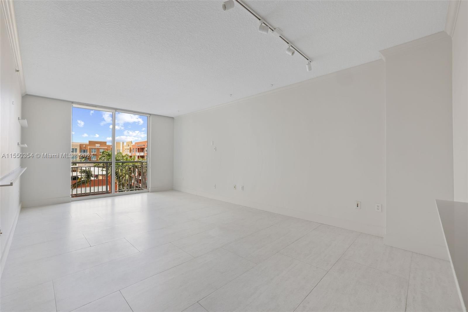 2000 Bayshore Dr, Miami, FL, 33137 United States, 1 Bedroom Bedrooms, ,1 BathroomBathrooms,Residential,For Sale,Bayshore Dr,A11550354