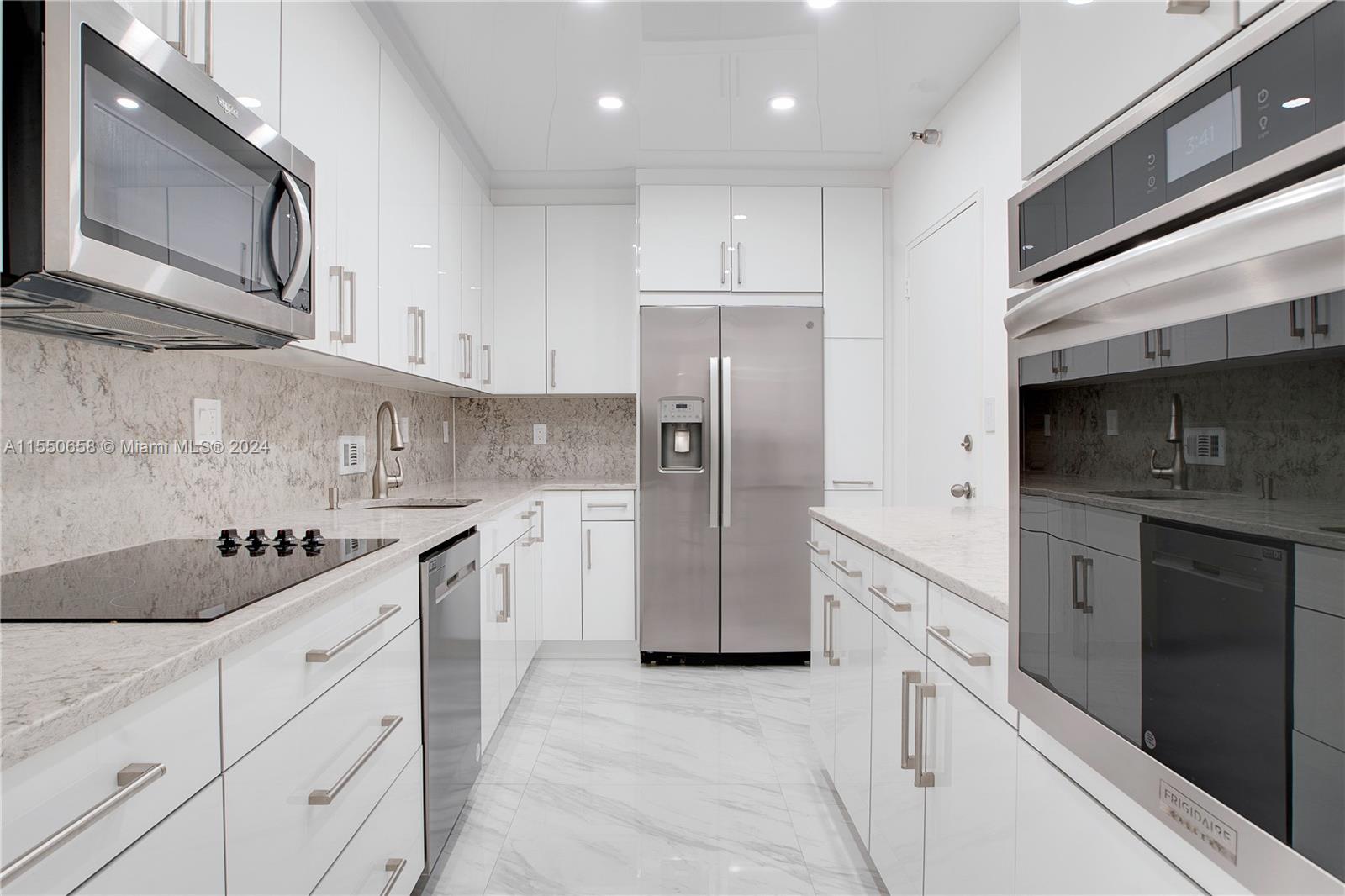 10185 Collins Ave, Bal Harbour, FL, 33154 United States, 2 Bedrooms Bedrooms, ,2 BathroomsBathrooms,Residential,For Sale,Collins Ave,A11550658