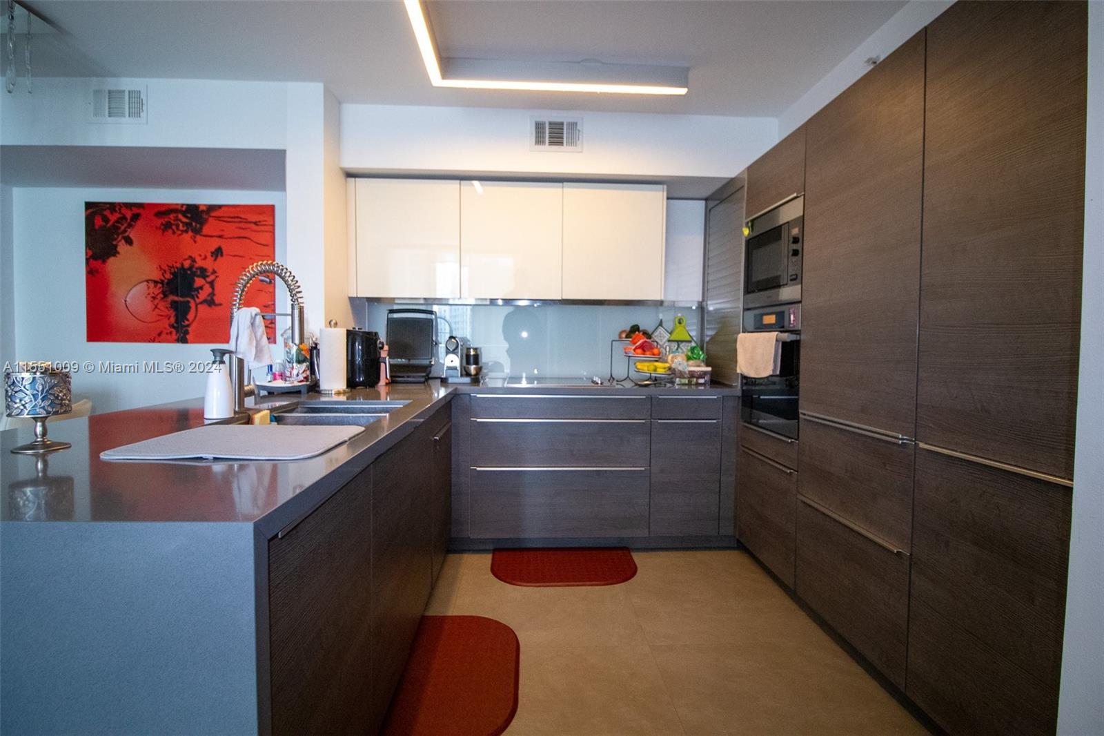 1155 Brickell Bay Dr, Miami, FL, 33131 United States, 2 Bedrooms Bedrooms, ,2 BathroomsBathrooms,Residential,For Sale,Brickell Bay Dr,A11551009