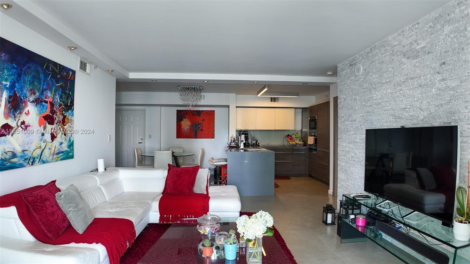 1155 Brickell Bay Dr, Miami, FL, 33131 United States, 2 Bedrooms Bedrooms, ,2 BathroomsBathrooms,Residential,For Sale,Brickell Bay Dr,A11551009