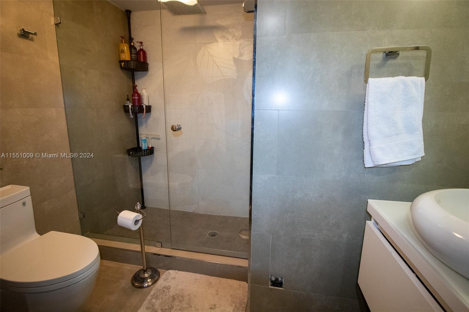 1155 Brickell Bay Dr, Miami, FL, 33131 United States, 2 Bedrooms Bedrooms, ,2 BathroomsBathrooms,Residential,For Sale,Brickell Bay Dr,A11551009