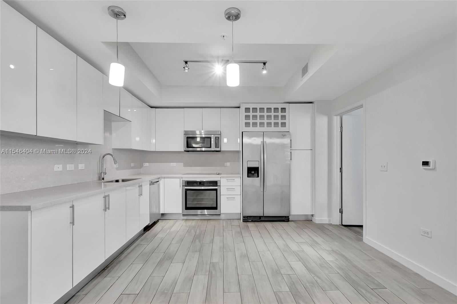 999 1st Ave, Miami, FL, 33130 United States, 1 Bedroom Bedrooms, ,1 BathroomBathrooms,Residential,For Sale,1st Ave,A11546404