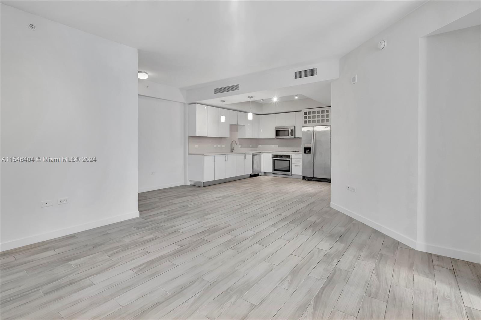 999 1st Ave, Miami, FL, 33130 United States, 1 Bedroom Bedrooms, ,1 BathroomBathrooms,Residential,For Sale,1st Ave,A11546404