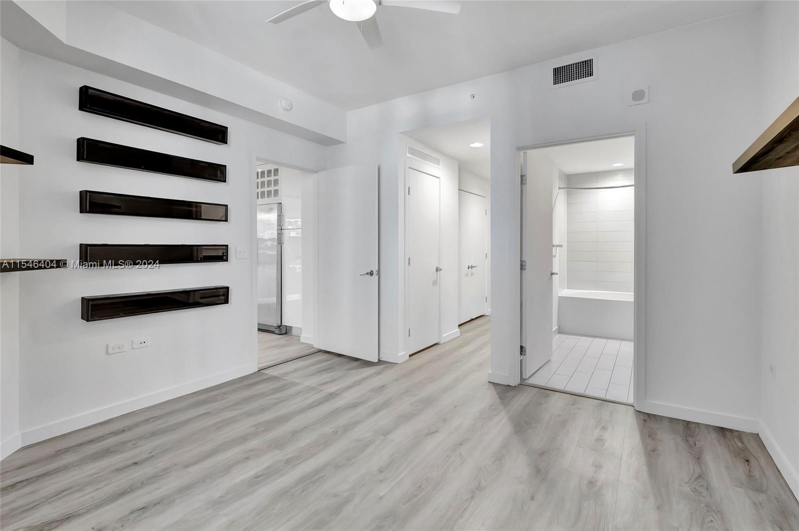 999 1st Ave, Miami, FL, 33130 United States, 1 Bedroom Bedrooms, ,1 BathroomBathrooms,Residential,For Sale,1st Ave,A11546404