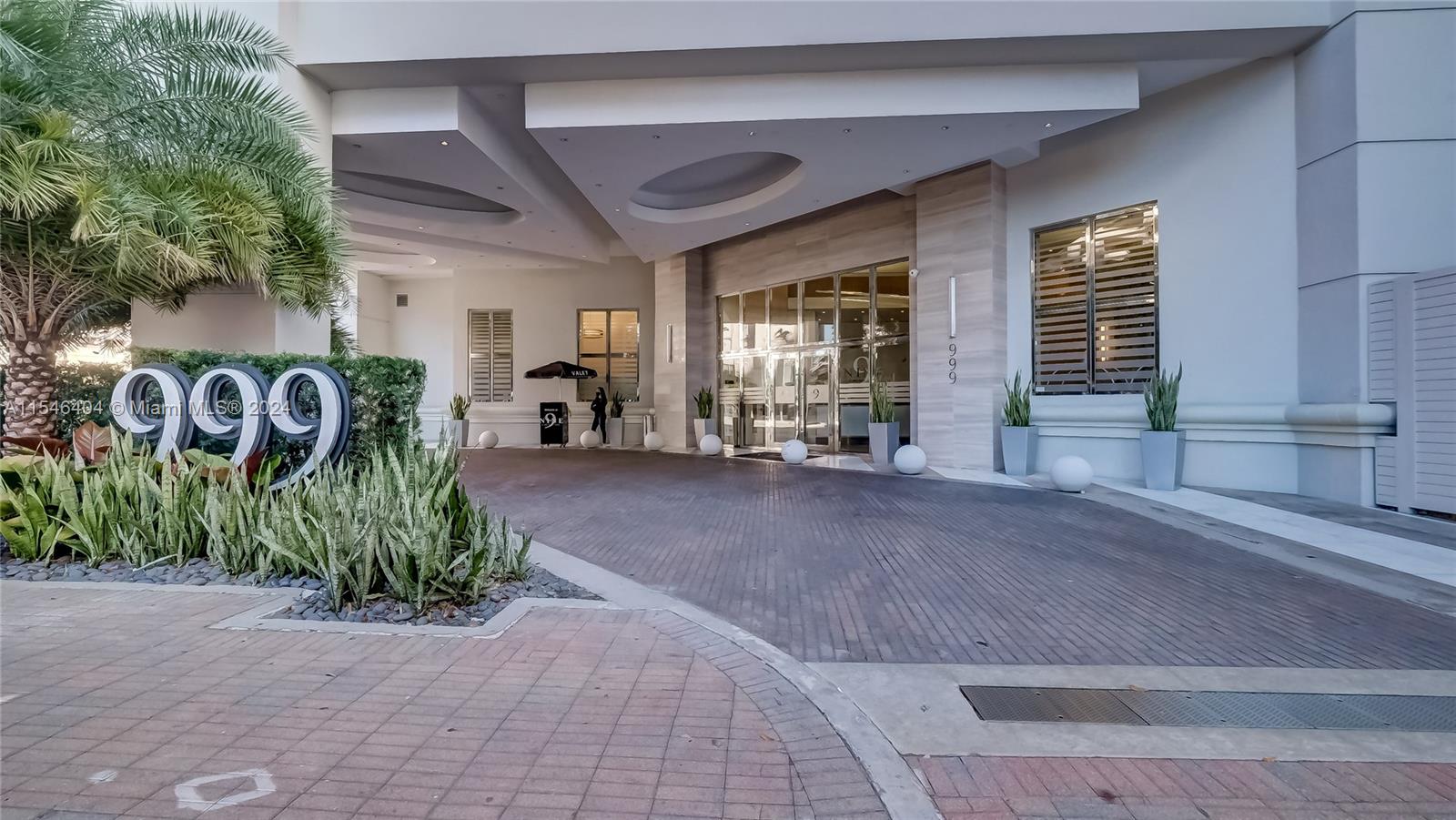999 1st Ave, Miami, FL, 33130 United States, 1 Bedroom Bedrooms, ,1 BathroomBathrooms,Residential,For Sale,1st Ave,A11546404