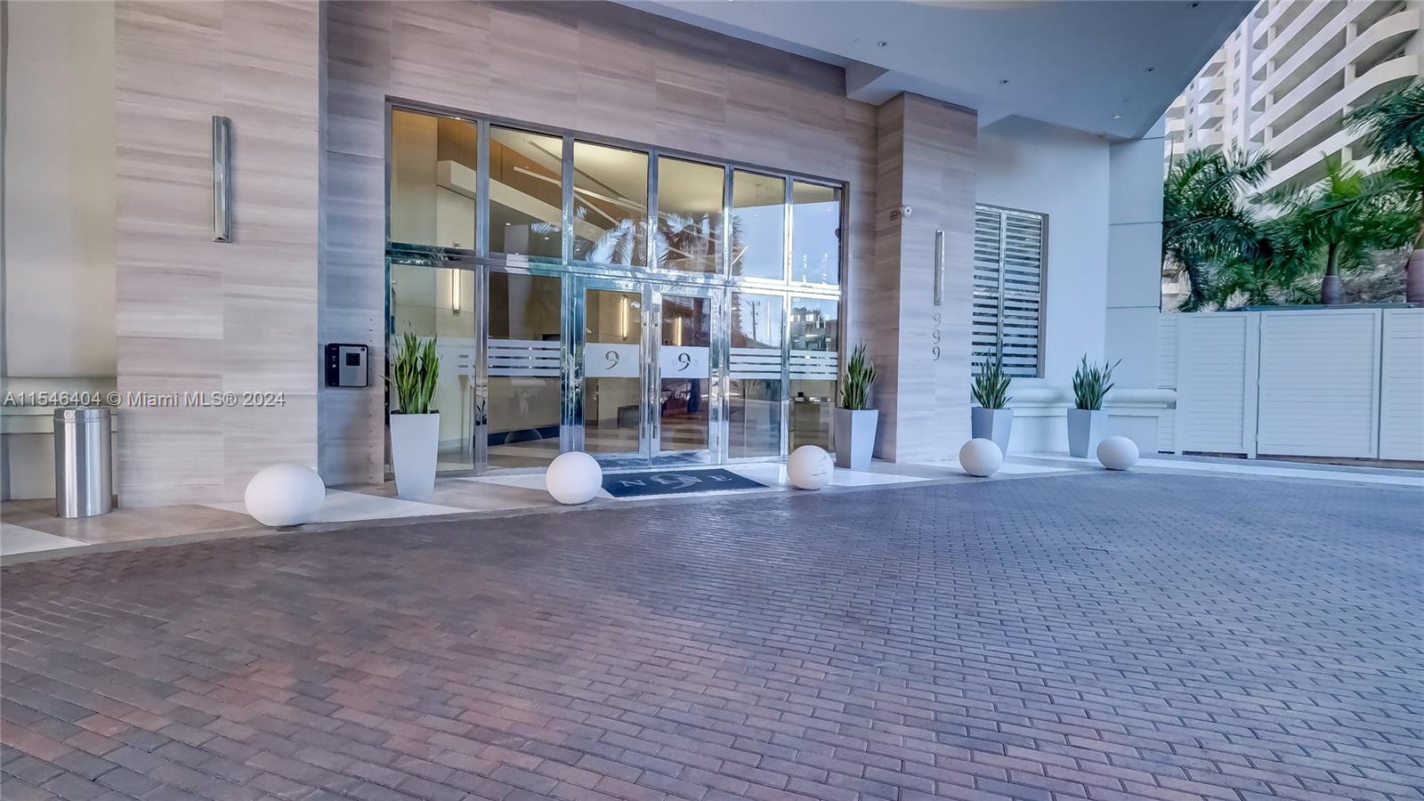 999 1st Ave, Miami, FL, 33130 United States, 1 Bedroom Bedrooms, ,1 BathroomBathrooms,Residential,For Sale,1st Ave,A11546404